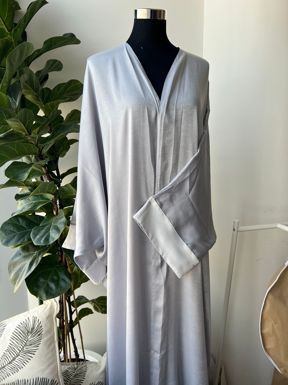 Shimmery Abaya with White Sleeve Fold